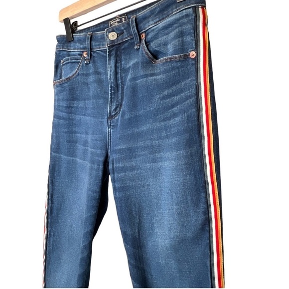 Abercrombie & Fitch | Simone High Waisted Jeans With Side Stripe Sz 28/6 - Picture 4 of 8